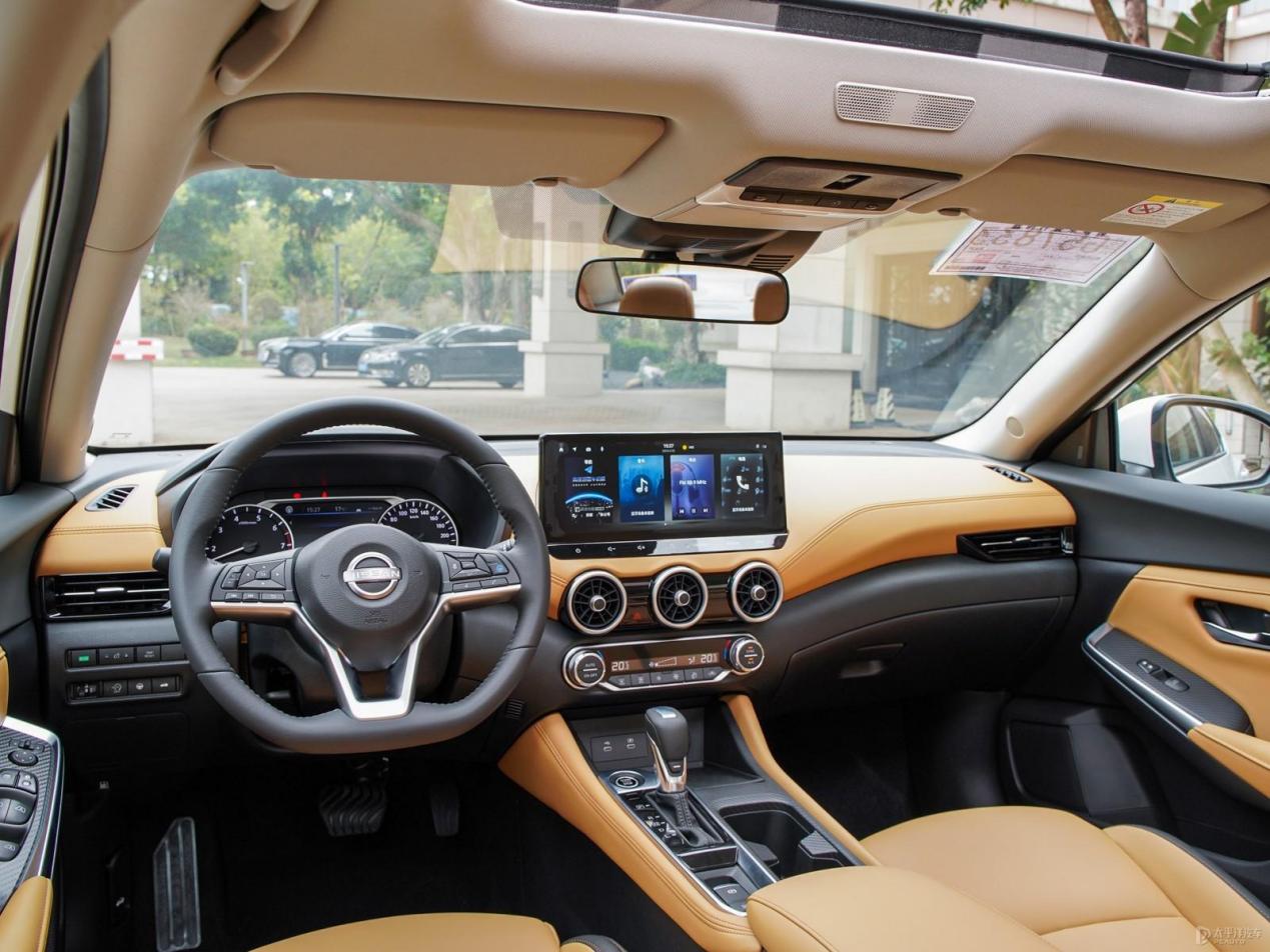 Nissan Sylphy 1.6L Deluxe foto 2